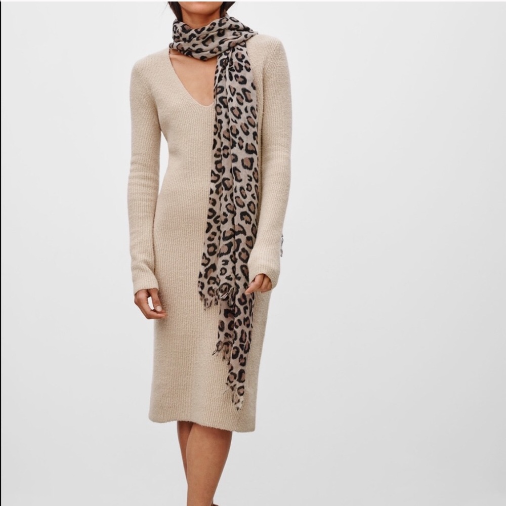 Aritzia Wilfred Midi knit sweater dress